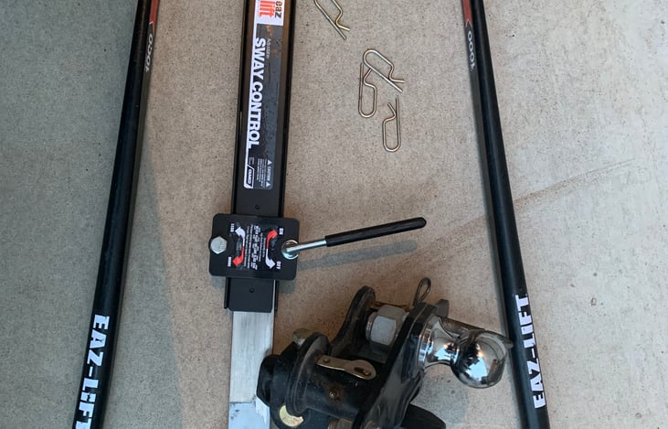 Weight Distribution Hitch - included with rental *Check plug receptacle 7pin required*