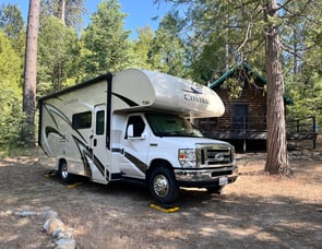 Thor Motor Coach Chateau 24F