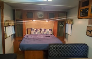 2011 Coachmen RV Freedom Express LTZ 232RBS
