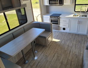 Alliance RV Avenue All-Access 22ML