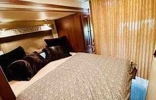 NEW AND POPULAR Sunseeker Serenity-Mercedes-Benz