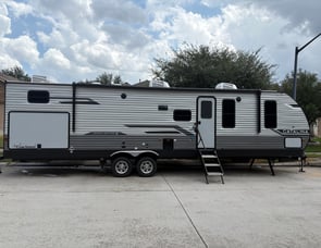 Coachmen RV Catalina Legacy Edition 343BHTS