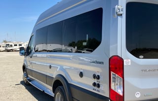 Rosalia 2020 Coachmen Beyond 22C