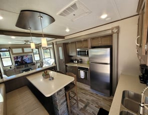 Keystone RV Retreat 391RDEN