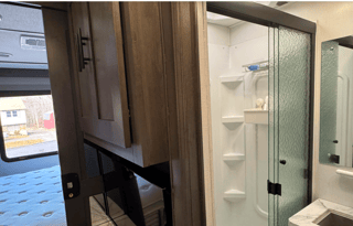 Fully Stocked NEW FR3 Class A Seats 8 sleeps 10