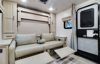 Spacious & Family Friendly Micro Lite 25 ft