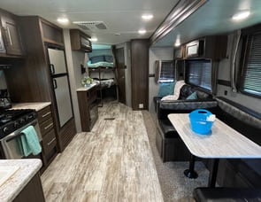 CrossRoads RV Zinger ZR280BH