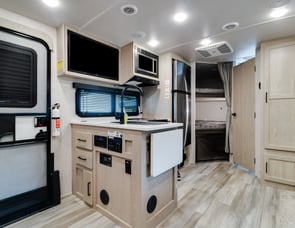 Forest River RV Flagstaff Micro Lite 25BRDS