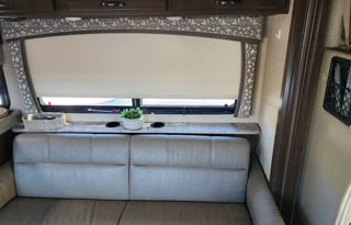 2019 Thor Motor Coach Chateau 31Y