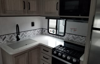 2022 Twilight 280 Signature