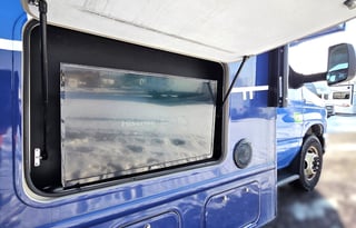 2018 Chateau 31E Bunkhouse 5 TV's