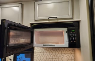 Cozy Cruiser or Lakeside Retreat