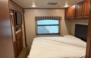 2017 Dynamax Force HD Super C with Bunk House