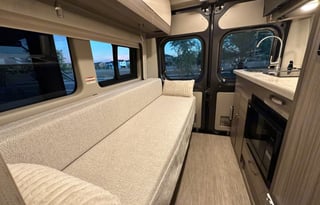 The Roaming Ritz - 2023 Jayco Swift w/ Pop-Top