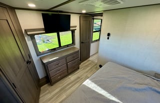 2025 Grand Design - 41’ Luxury Camping - Sleeps 7