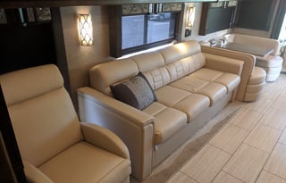 2022 Tiffin Motorhomes Allegro 36 LA