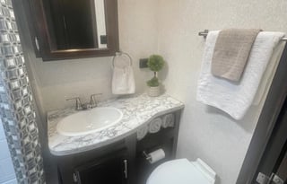 Goin’ Big Triple Slide Bunk House