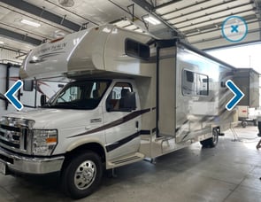 Coachmen RV Leprechaun 311FS Ford 450