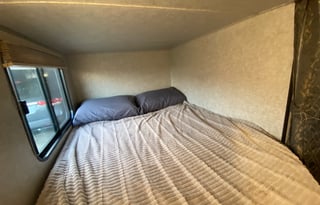 Fully Stocked 2019 Grey Wolf Bunkhouse delivery!