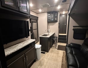 Forest River RV XLR Nitro 37DK5
