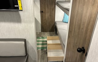 BUDGET FRIENDLY 2025 Coachmen RV Clipper 25QBH