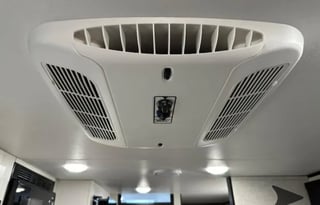 2024 Jayco Flight SLX 184BH - Easy to Tow! (2of2)