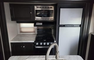 Hooper’s Happy Hideaway is Glamping at its Finest!