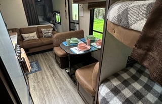 Memory Maker-Wander Freely: All 50 States Welcome!