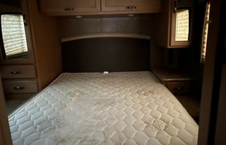 2020 Thor Motor Coach Chateau 28Z