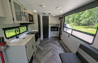 Salem FSX | Awesome toy hauler with large deck