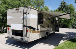 Fully stocked 2019 Coachmen Leprechaun 319MB