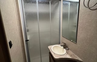 2017 Coachman Leprechaun