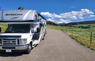 Spacious and Comfortable Class C Motorhome!