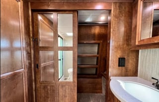 Couples Getaway or Family Pet Friendly Fifth Wheel