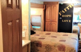 Tranquility by the Creek in 37' Fifth Wheel, 3 Slide Outs, Sleeps 2