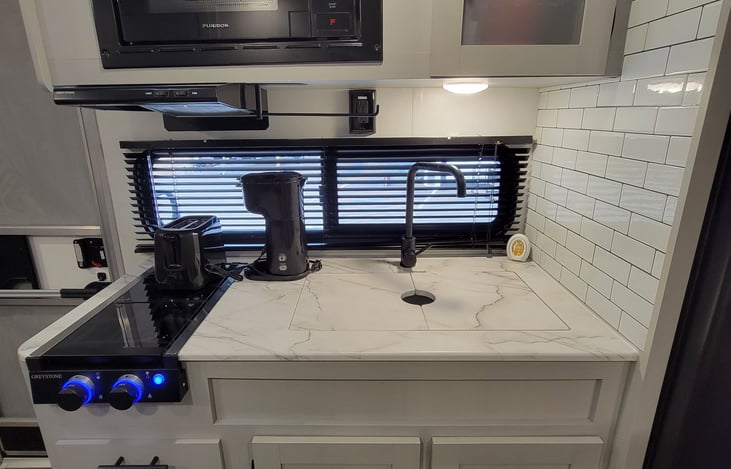 Single serve kcup/coffee maker