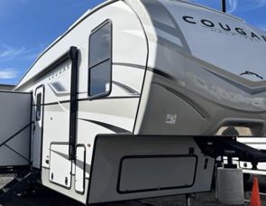 Keystone RV Cougar Half-Ton 29RKS