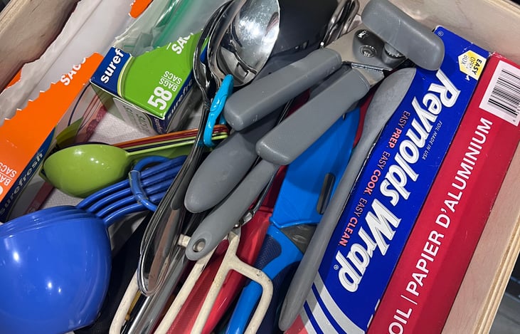 Kitchen utensils & supplies