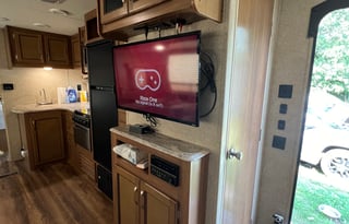 Phipps' Phenomenal Camper