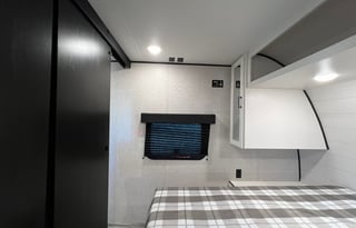 2025 BRAND NEW! Jayco Jay Flight SLX 321BDS