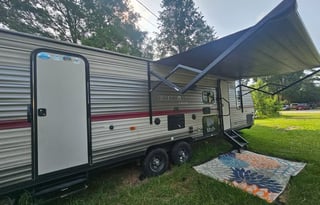 2018 Cherokee Grey Wolf 26DBH Travel Trailer