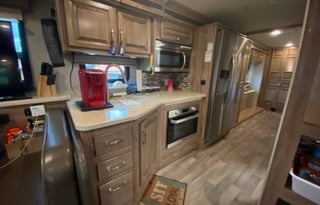 2019 36HPrestige Washer Dryer -Theater Seating!