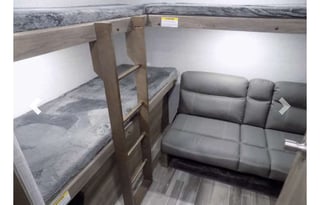 2022 CrossRoads RV Zinger ZR290KB