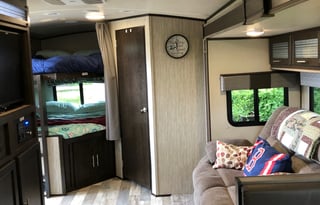 2019 Cruiser Fun Finder XTREME LITE 27BH