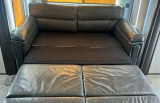 2019 Forest River RV Cherokee Arctic Wolf 305ML6