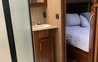 FIFTH WHEEL 37 Ft 2015 Prime Time Crusader Bunk HS