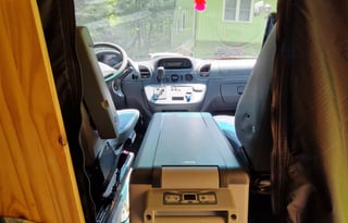 Sherpa: Converted Sprinter Van * Pet Friendly *