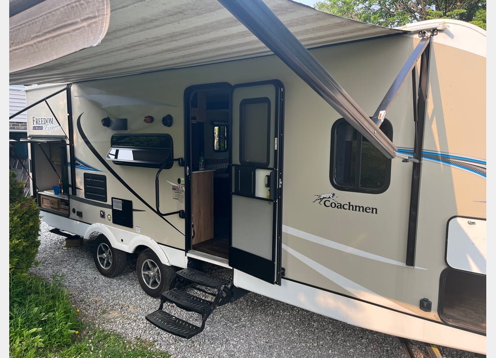 Travel Trailer rentals in Dover
