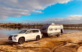 **Rent my 2022 RV Delivered to RV Parks+Sleeps 5**