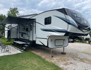 CrossRoads RV Volante 360DB